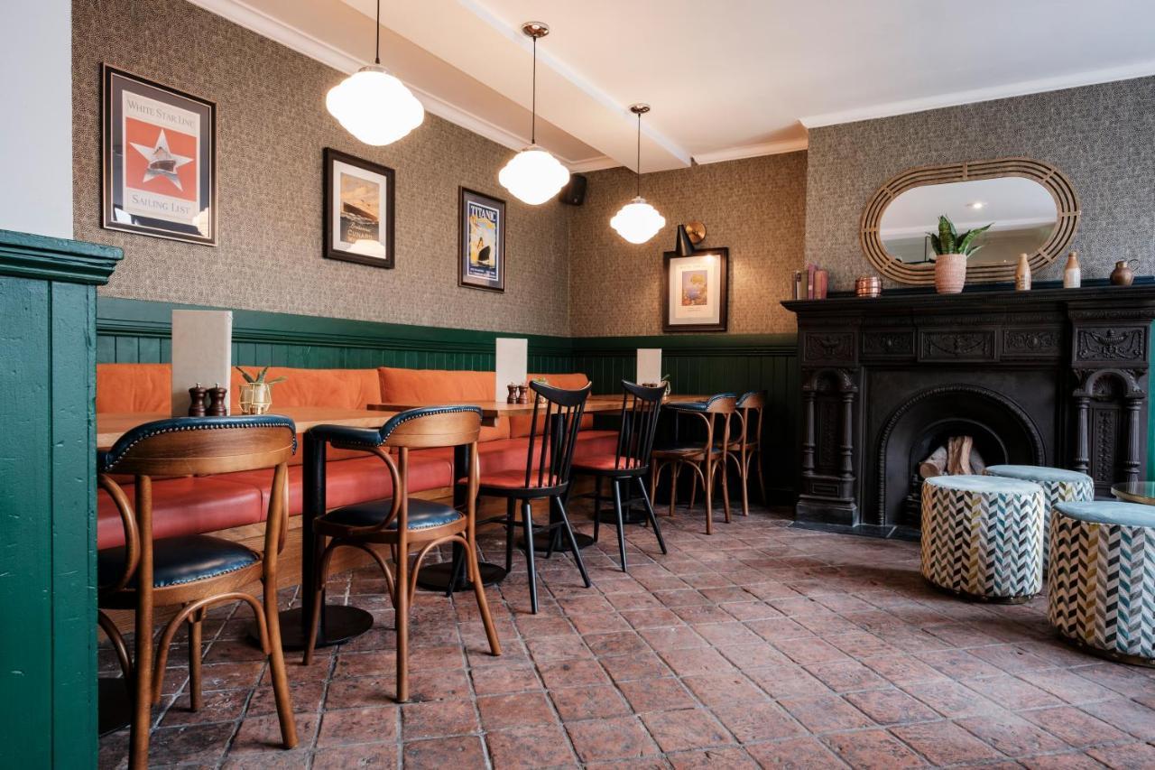The White Star Tavern Southampton Exterior foto